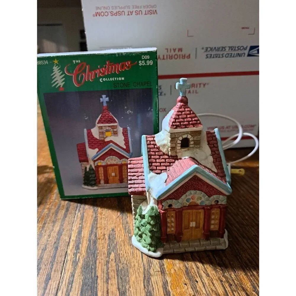 Vintage The Christmas Collection Stone Chapel Illuminated Holiday Village Church